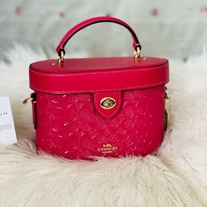 COACH bucket bag strawberry color  NWT